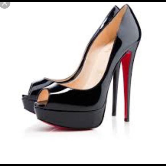 Meet the Posher Other - Meet your Posher, Julia